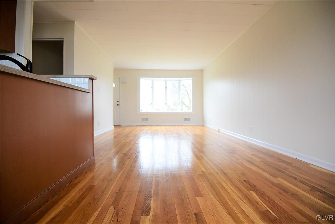 2118 Grove Road Bethlehem, PA 18018 - Photo 9 of 24 Gallery Image 9
