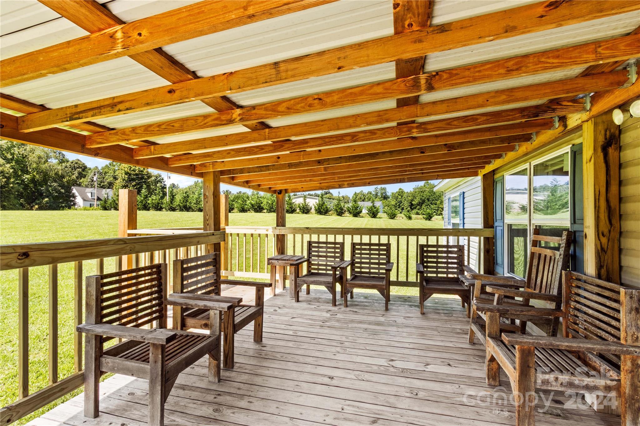 359 Melton Road Elkin, NC 28621 - Photo 4 of 37 Gallery Image 4