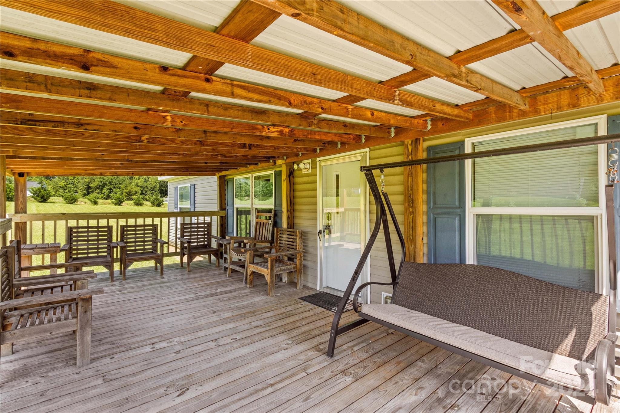 359 Melton Road Elkin, NC 28621 - Photo 5 of 37 Gallery Image 5