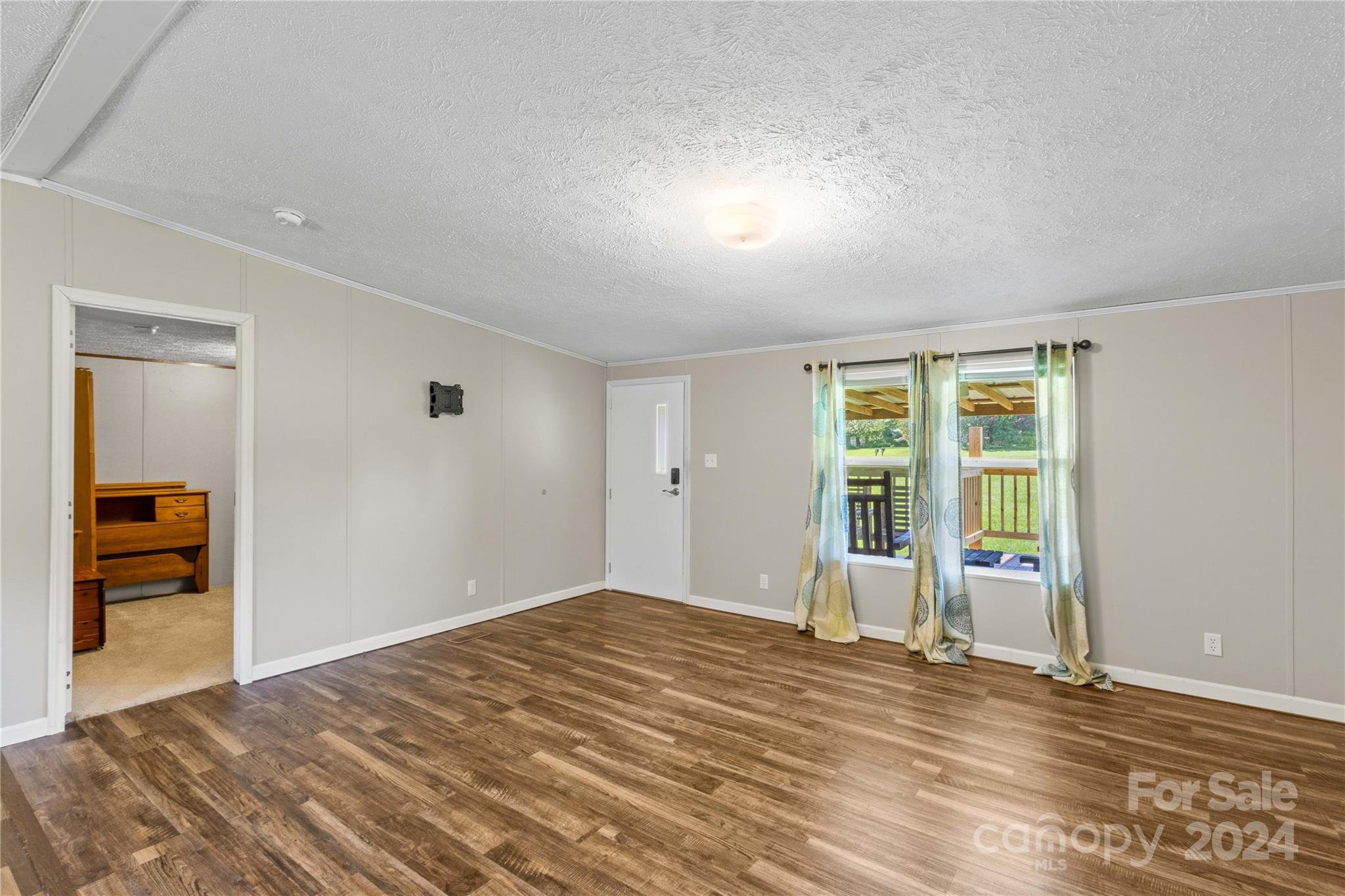 359 Melton Road Elkin, NC 28621 - Photo 7 of 37 Gallery Image 7