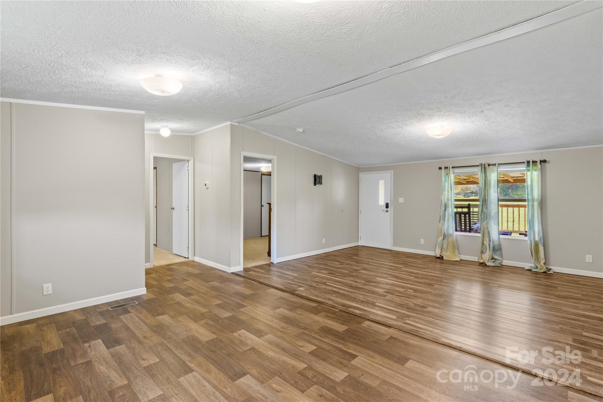 359 Melton Road Elkin, NC 28621 - Photo 8 of 37 Gallery Image 8