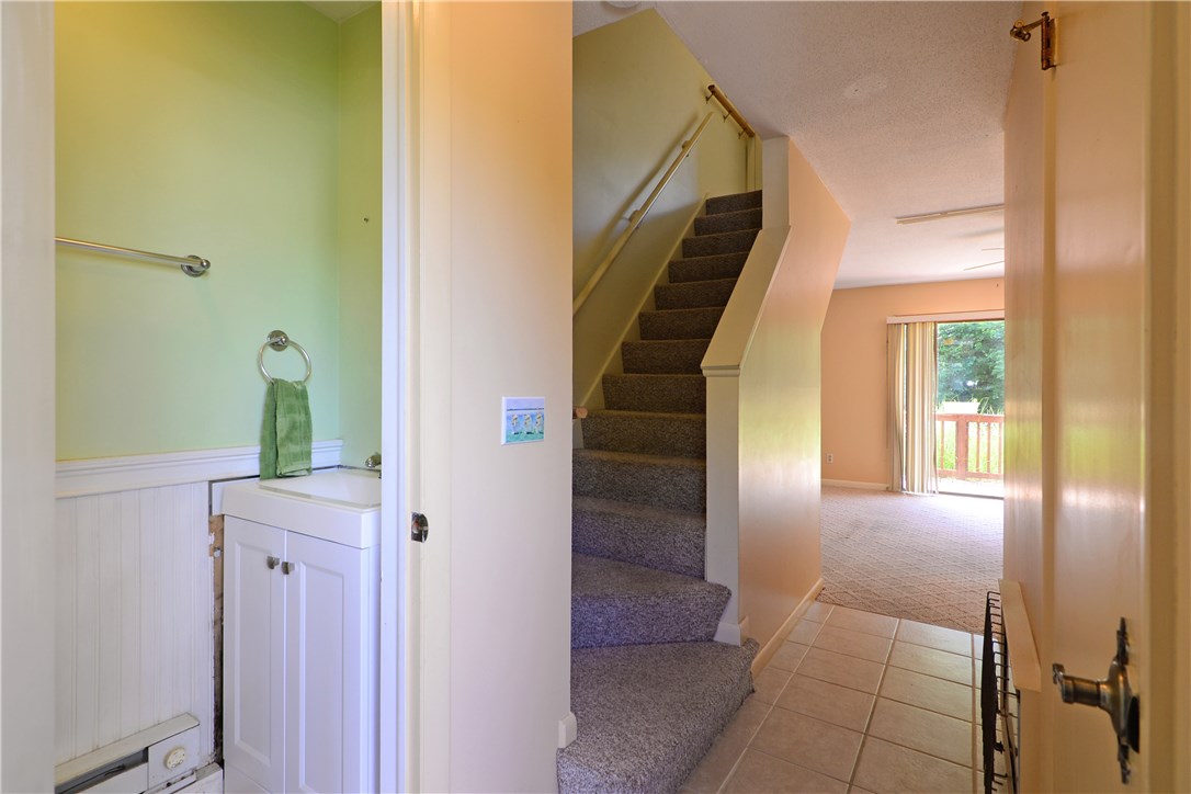 10 East Beach Road, Unit 7 Charlestown, RI 02813 - Photo 8 of 25