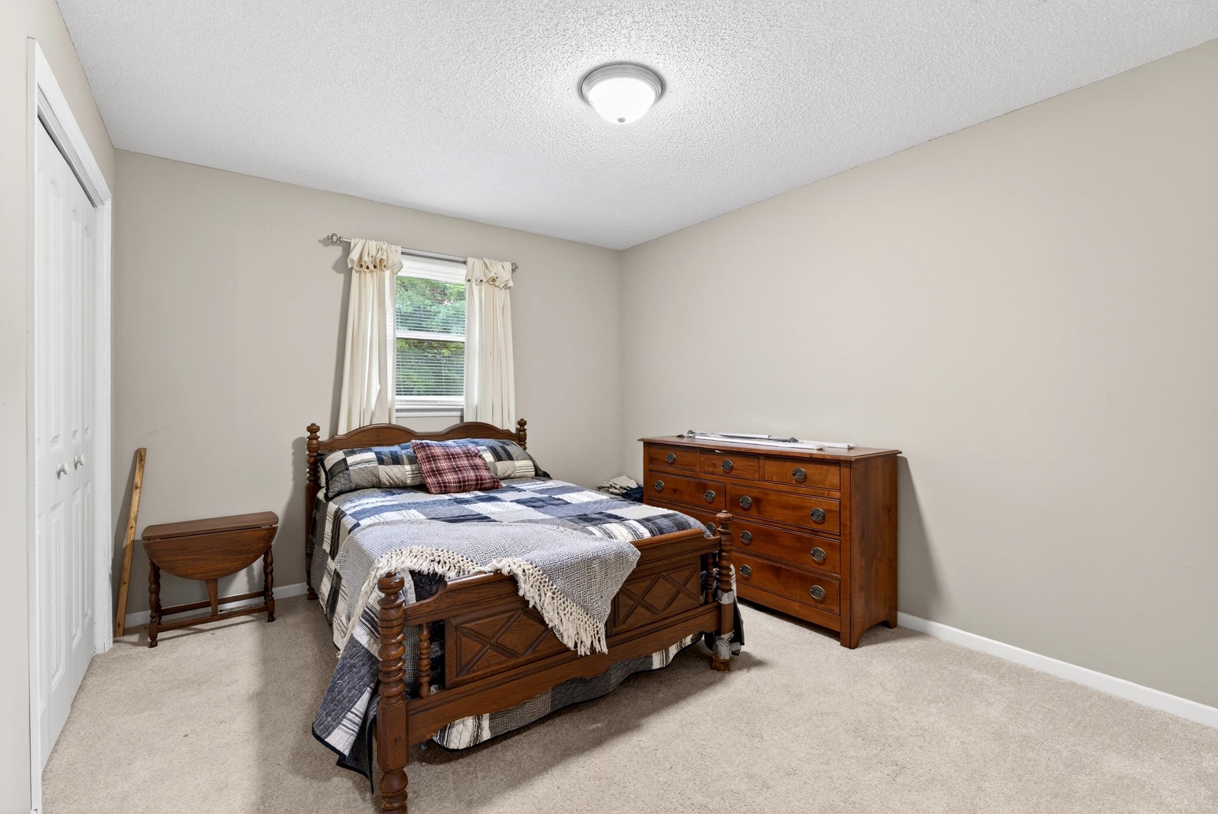 190 Goodjoin Road Campobello, SC 29322 - Photo 13 of 26