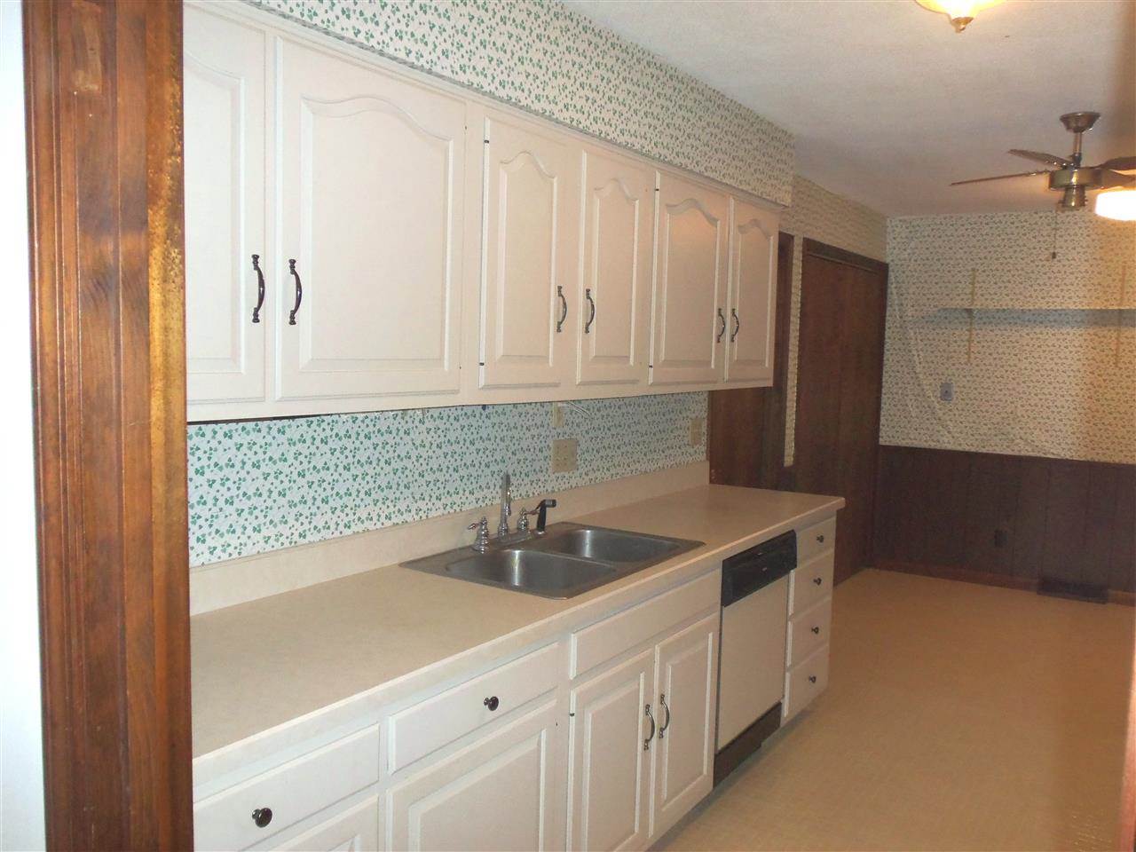 7668 Ridgemont Drive Newburgh, IN 47630 - Photo 2 of 19 Gallery Image 2