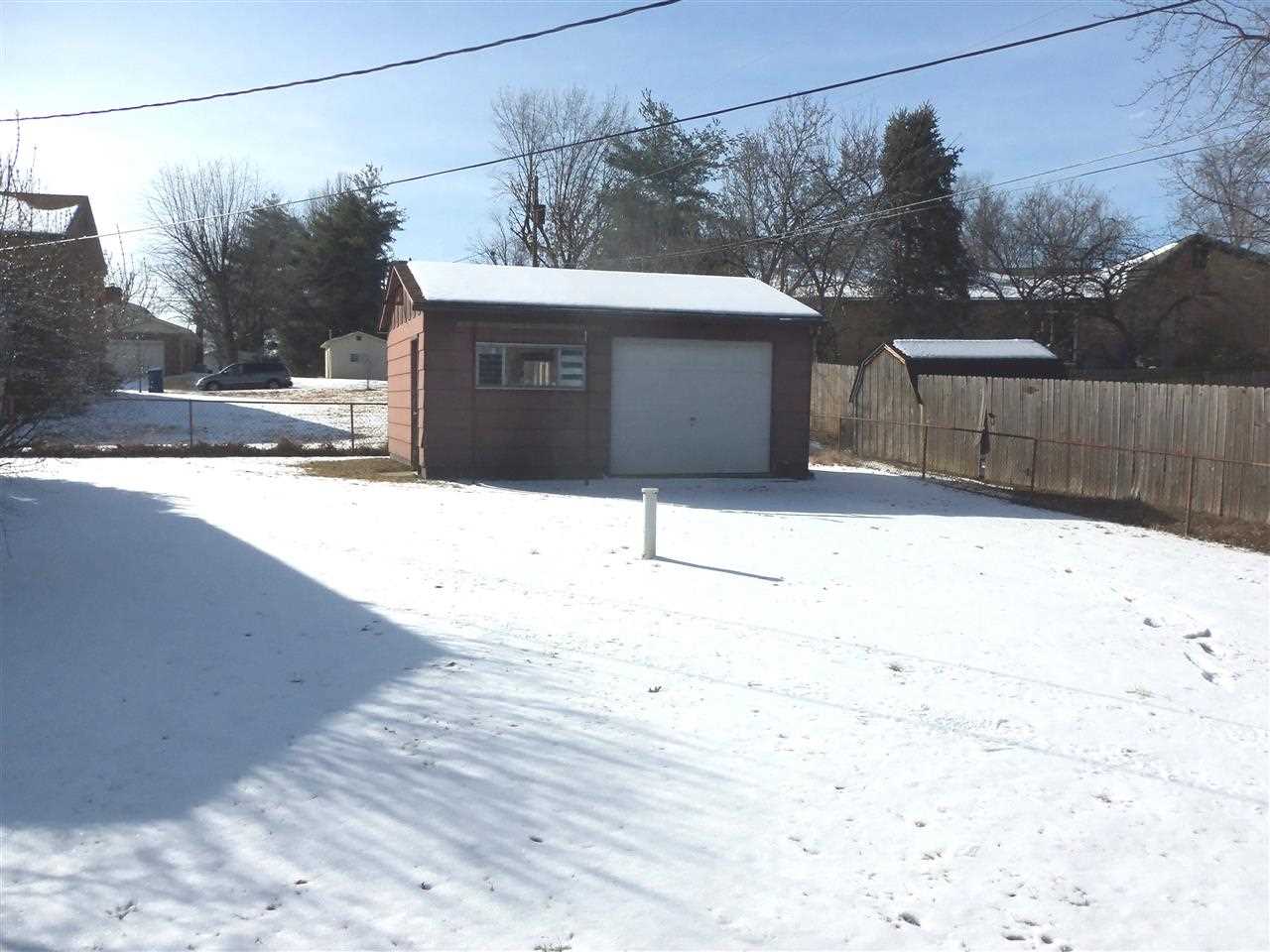 7668 Ridgemont Drive Newburgh, IN 47630 - Photo 17 of 19 Gallery Image 17