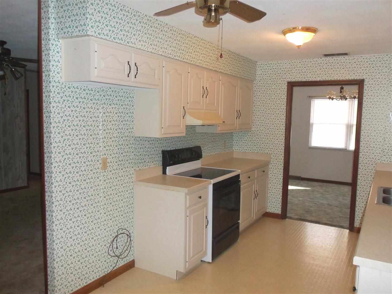7668 Ridgemont Drive Newburgh, IN 47630 - Photo 5 of 19 Gallery Image 5