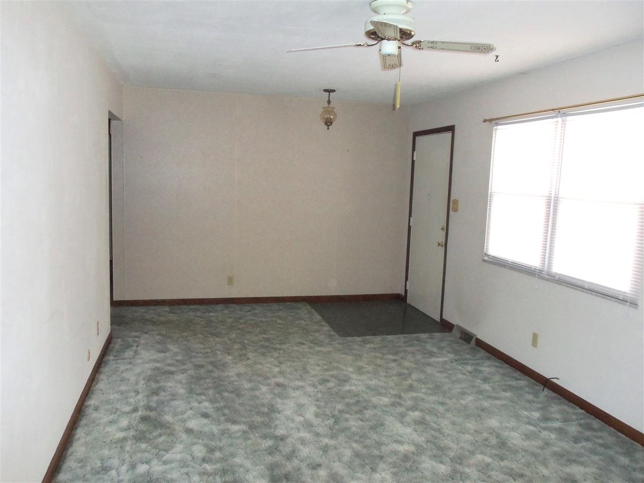 7668 Ridgemont Drive Newburgh, IN 47630 - Photo 8 of 19 Gallery Image 8