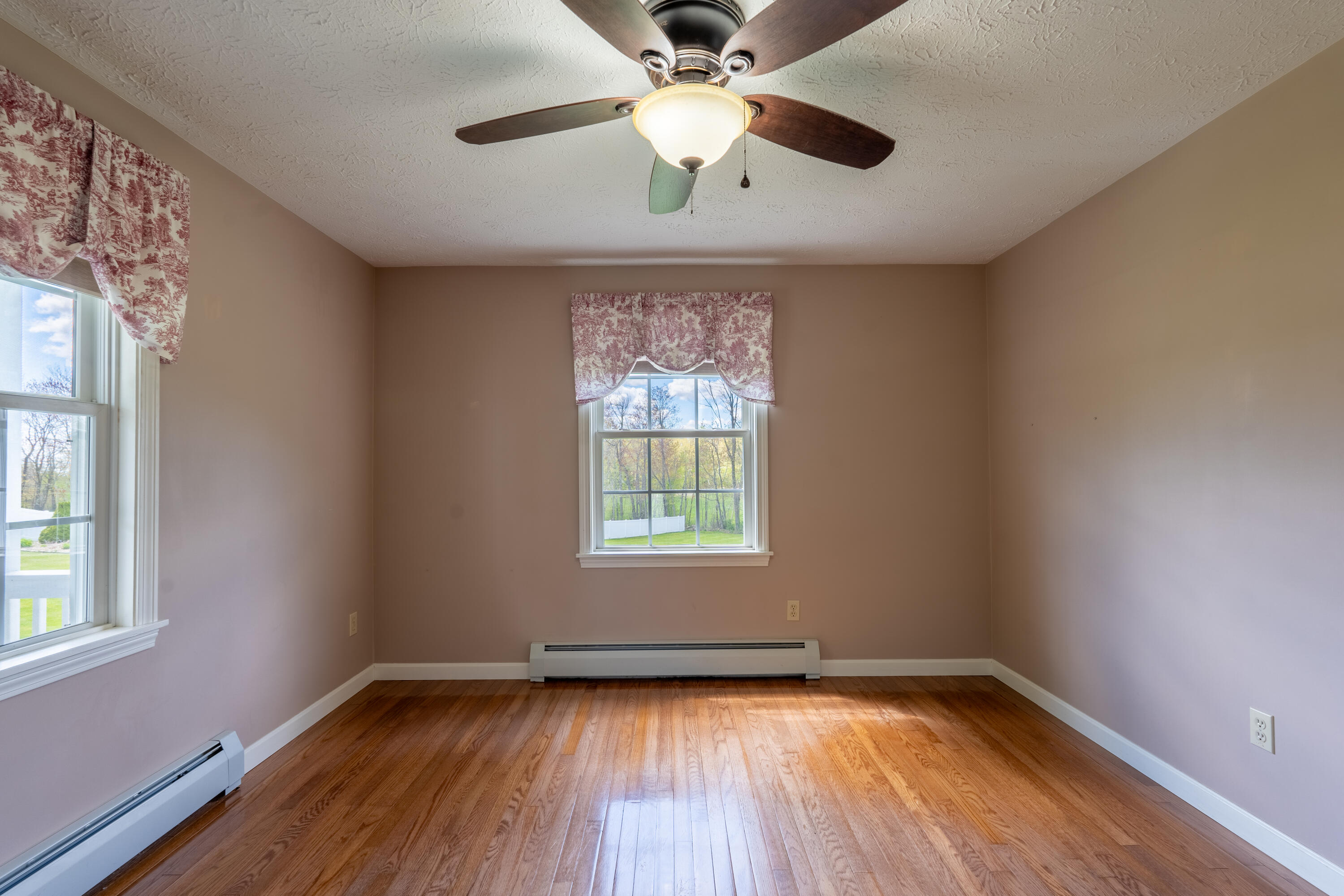 7 Cornfield Drive Springvale, ME 04083 - Photo 13 of 19 DSC02497-HDR