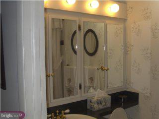 1614 Fox Chase Road Philadelphia, PA 19152 - Photo 4 of 6 Gallery Image 4