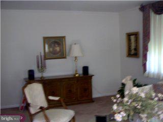 1614 Fox Chase Road Philadelphia, PA 19152 - Photo 6 of 6 Gallery Image 6