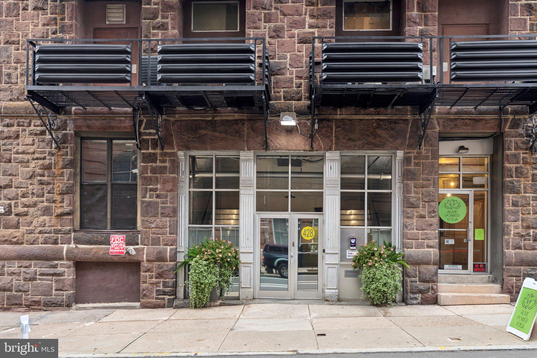 428 North 13th Street, Unit 3E Philadelphia, PA 19123 - Photo 32 of 44