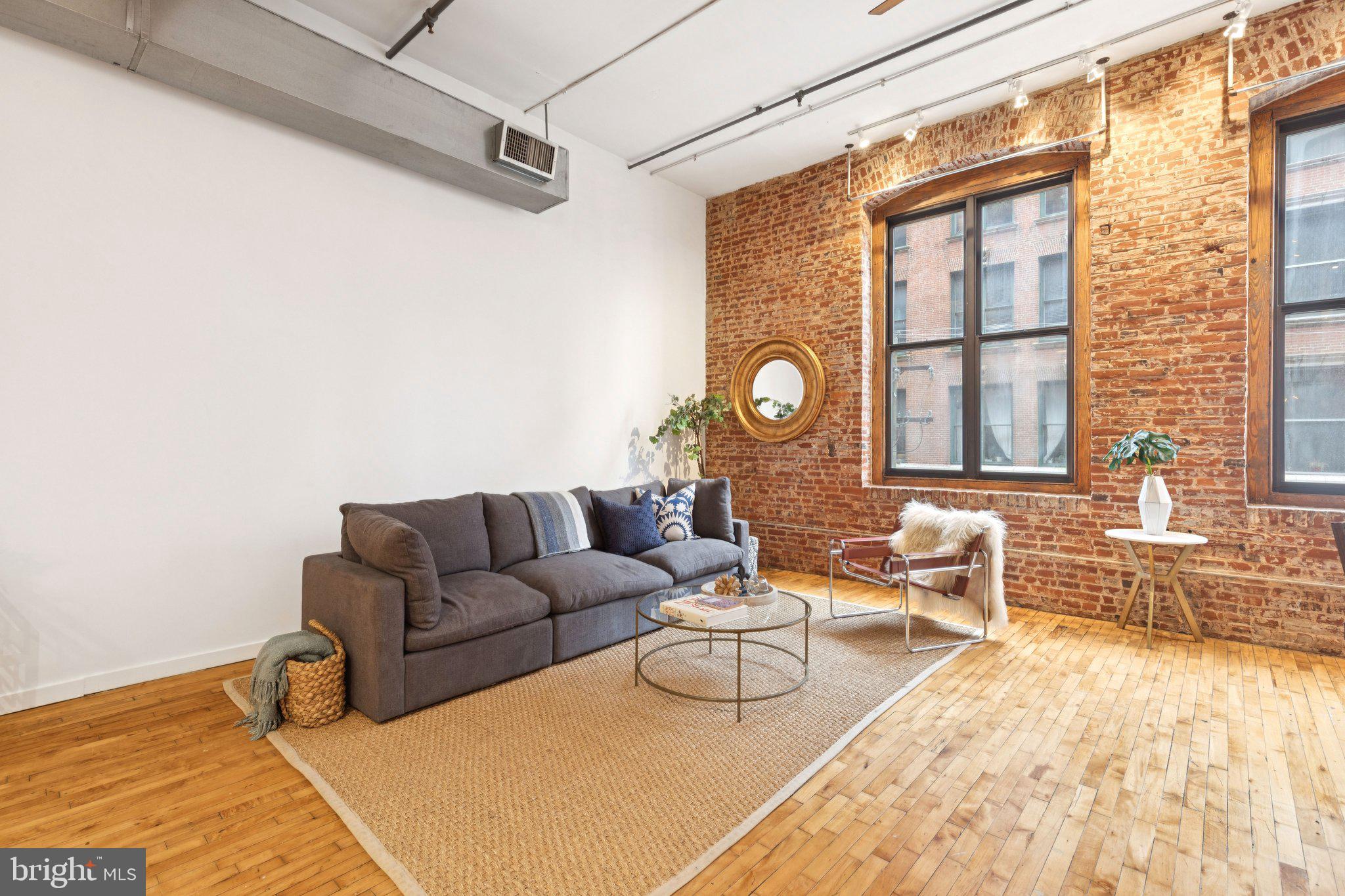 428 North 13th Street, Unit 3E Philadelphia, PA 19123 - Photo 4 of 44