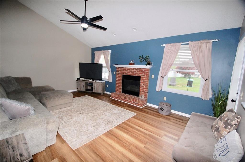 5233 La Rae Drive Erie, PA 16506 - Photo 2 of 18 Gallery Image 2