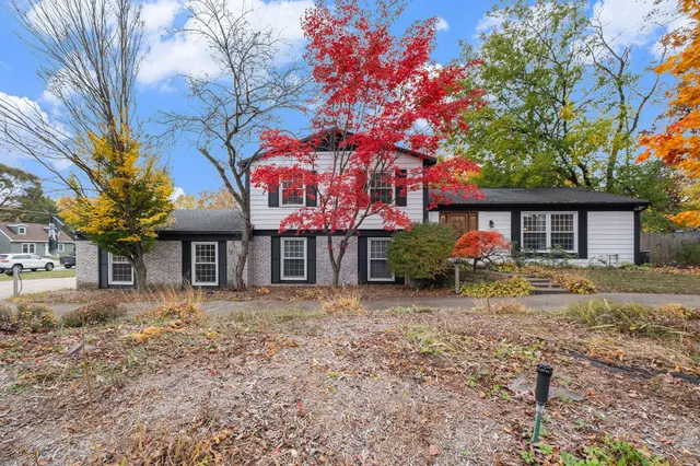 $464,900 | 2390 Basswood Street, Jenison, MI 49428