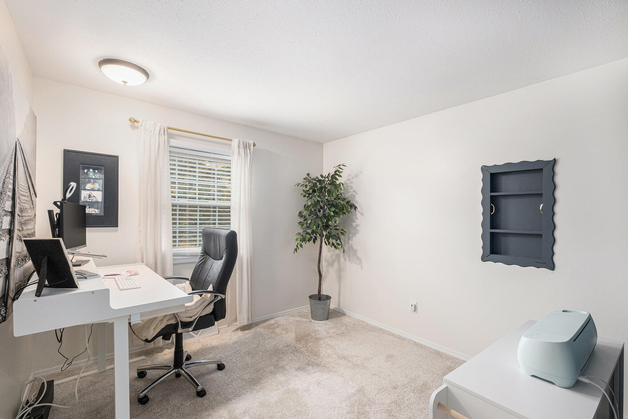 2390 Basswood Street Jenison, MI 49428 - Photo 14 of 26 014_file_801