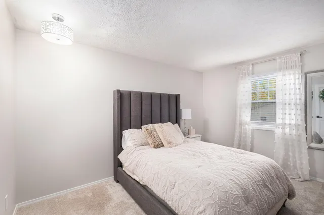 $464,900 | 2390 Basswood Street, Jenison, MI 49428