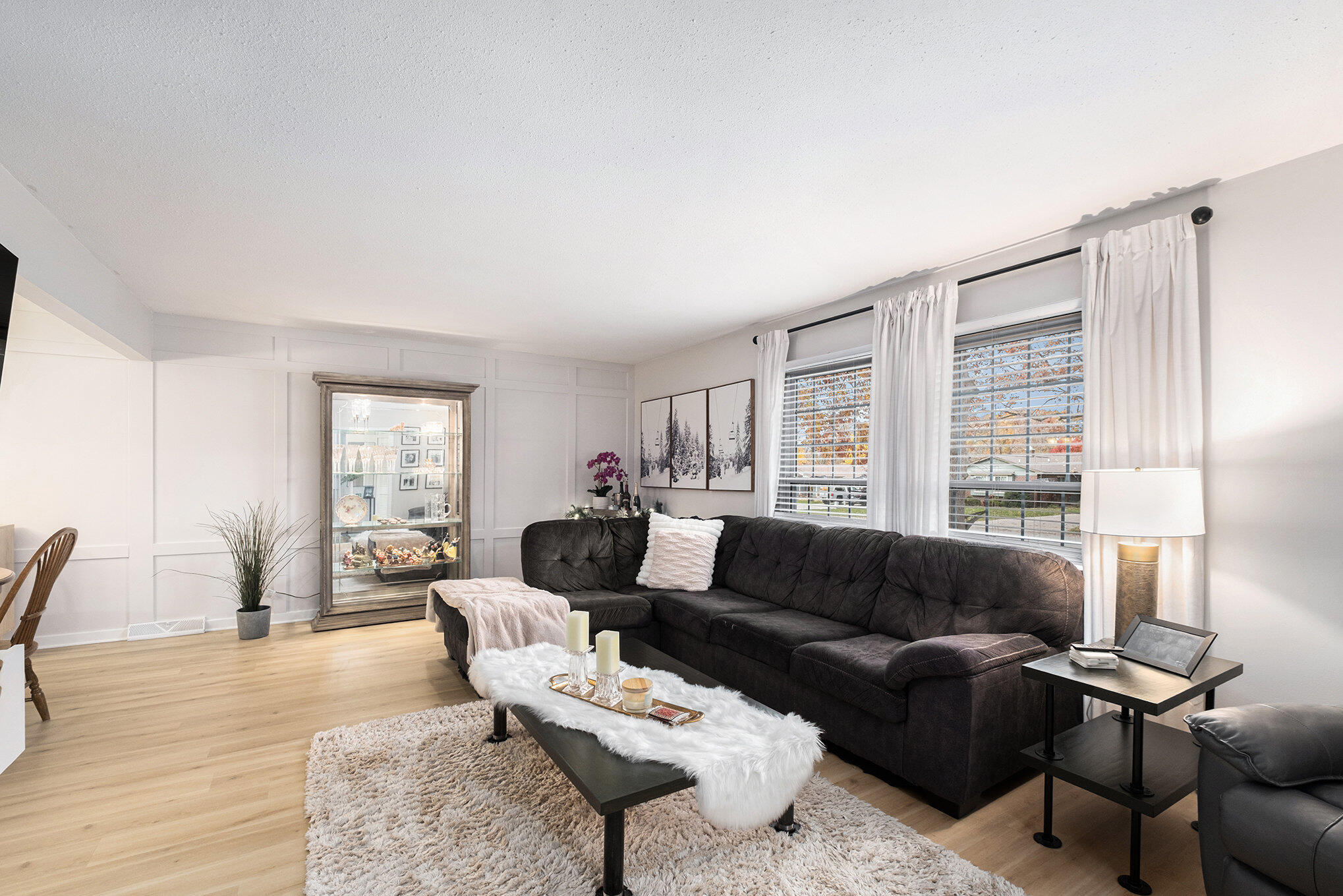 2390 Basswood Street Jenison, MI 49428 - Photo 4 of 26 004_file_76