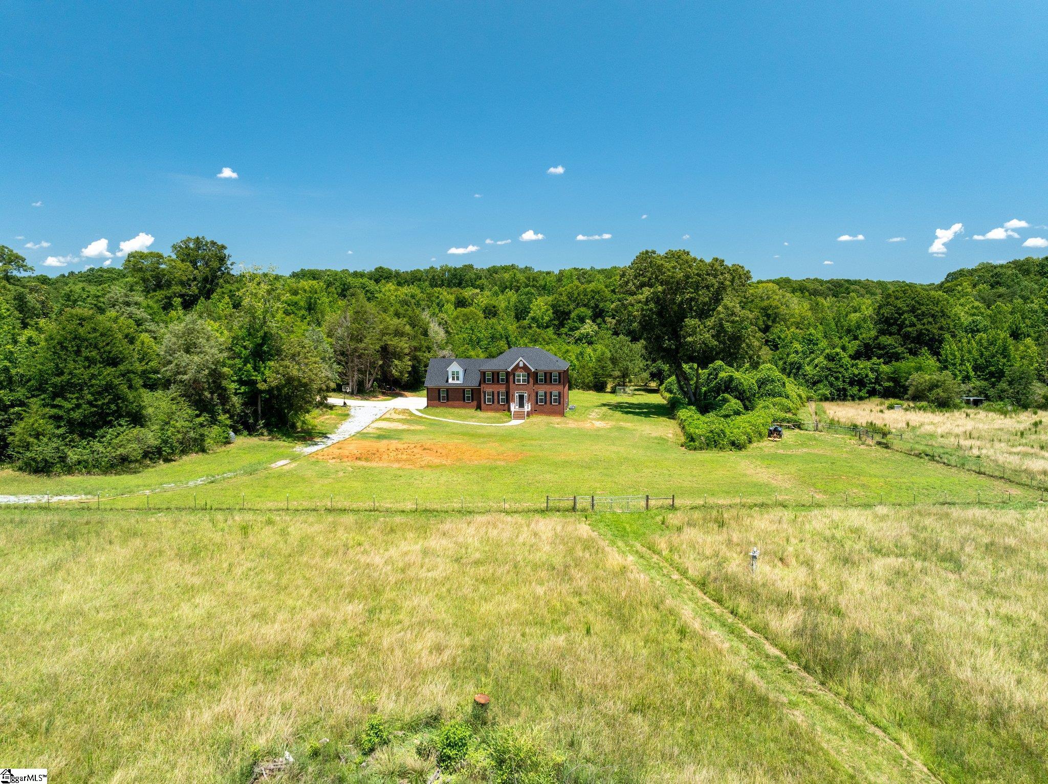 955 Bramlett Road Laurens, SC 29360 - Photo 4 of 47