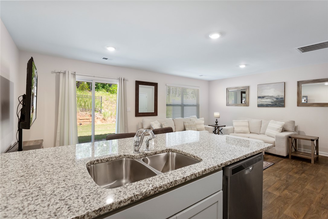 503 Oakmont Valley Trail Seneca, SC 29678 - Photo 12 of 36