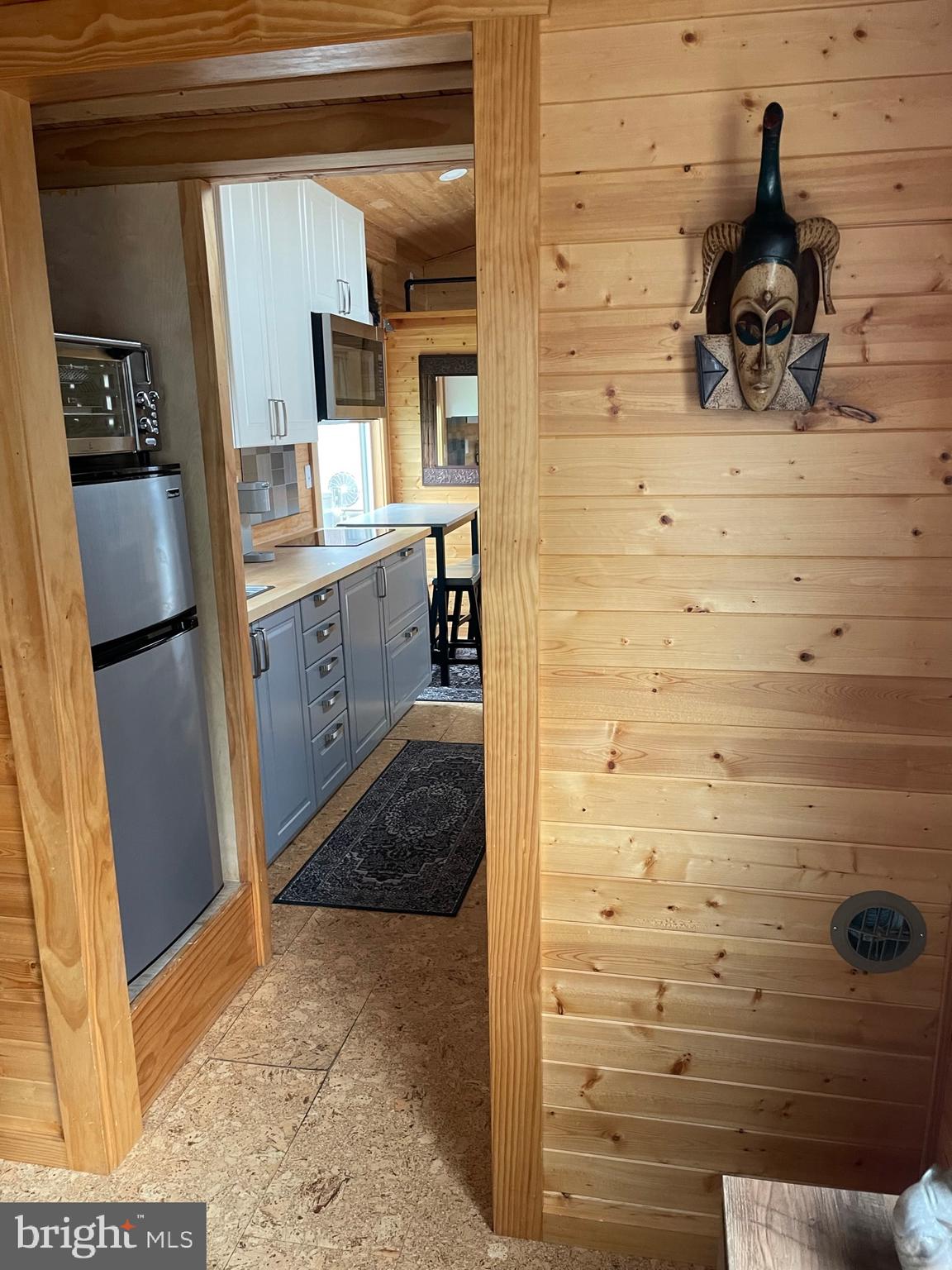 867 Schwanger Road Elizabethtown, PA 17022 - Photo 18 of 18 a bathroom with a shower