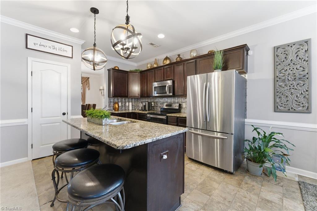 512 Paul Pope Road Thomasville, NC 27360 - Photo 10 of 48