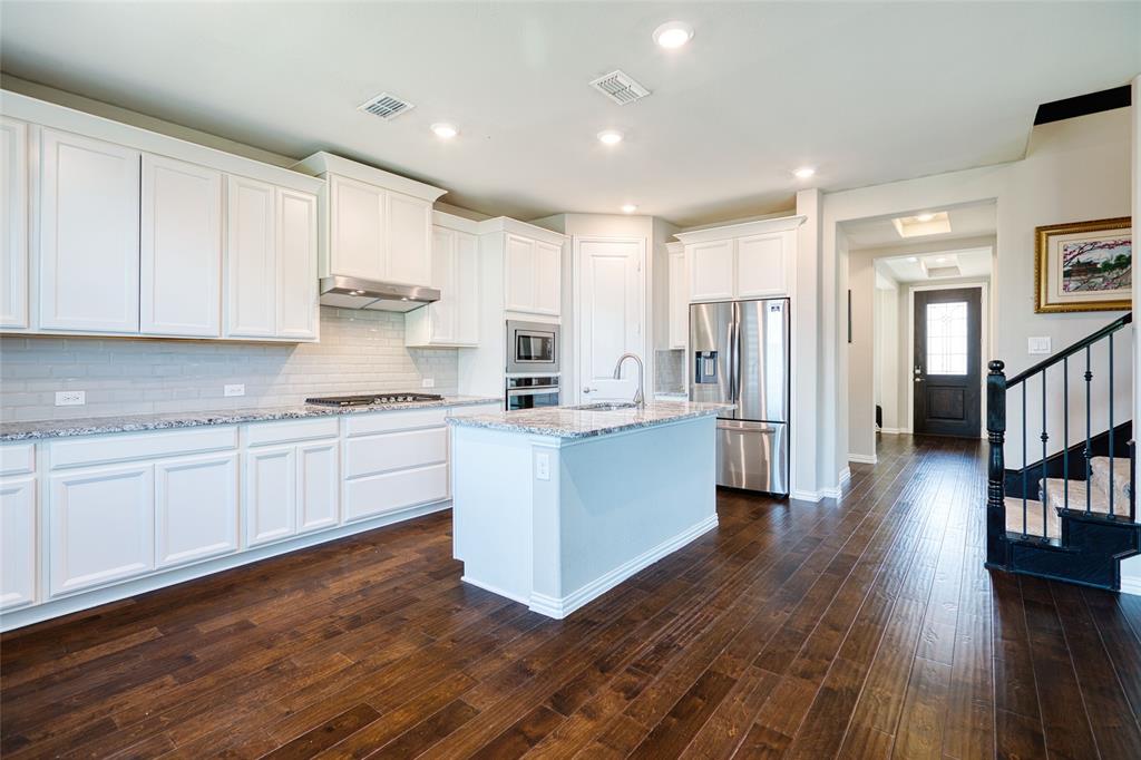 2317 Connor Way Carrollton, TX 75010 - Photo 14 of 37