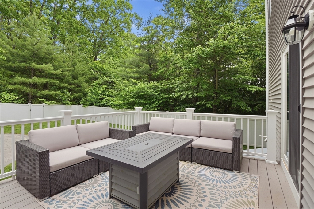 2 Klondike Road Grafton, MA 01560 - Photo 35 of 41