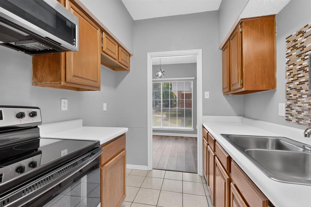 12921 Abrams Road, Unit 705 Dallas, TX 75243 - Photo 9 of 29