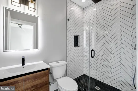 $699,000 | 4012 Georgia Avenue Northwest, Unit 402, Washington, DC 20011