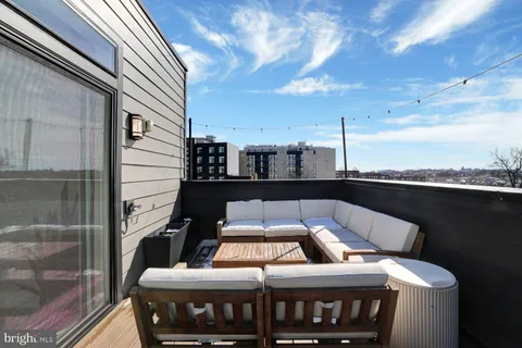 $699,000 | 4012 Georgia Avenue Northwest, Unit 402, Washington, DC 20011