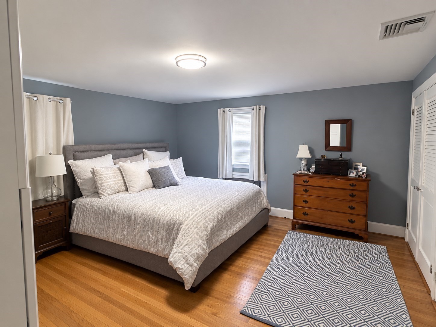 11 Hallron Road, Unit 11 Newton, MA 02462 - Photo 15 of 20 Gallery Image 15