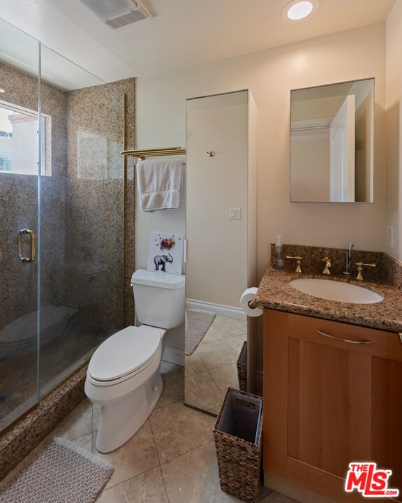 130 Channel Pointe Mall Marina del Rey, CA 90292 - Photo 27 of 35