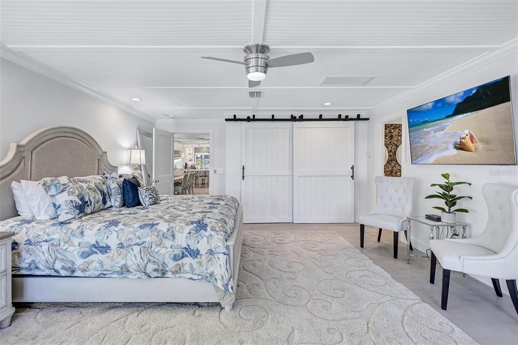 571 Ranger Lane Longboat Key, FL 34228 - Photo 37 of 89 Gallery Image 37