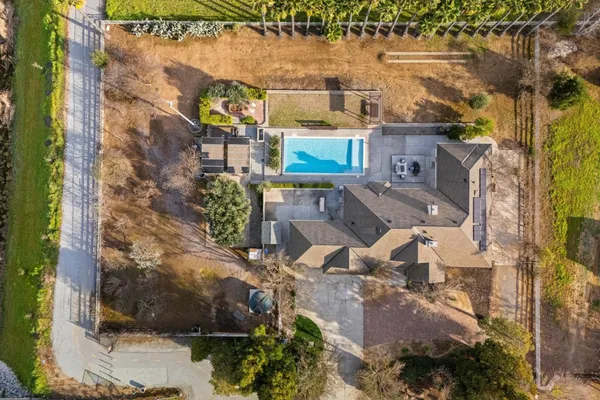 $2,499,000 | 380 West Middle Avenue, Morgan Hill, CA 95037