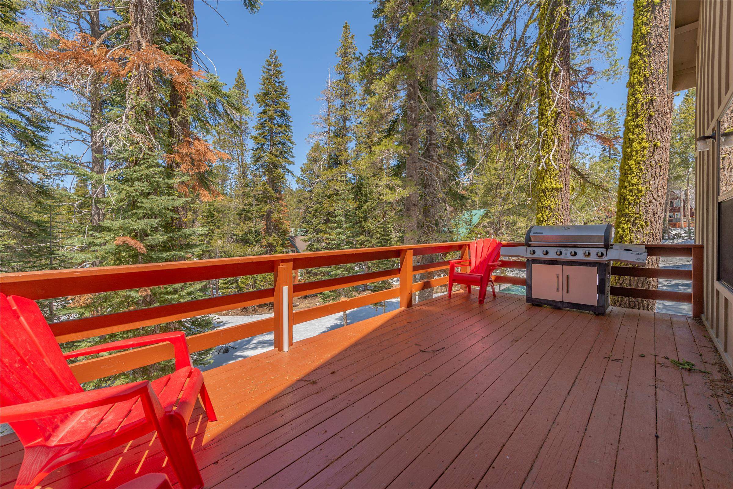 7359 Cascade Road Soda Springs, CA 95728 - Photo 17 of 18 Gallery Image 17