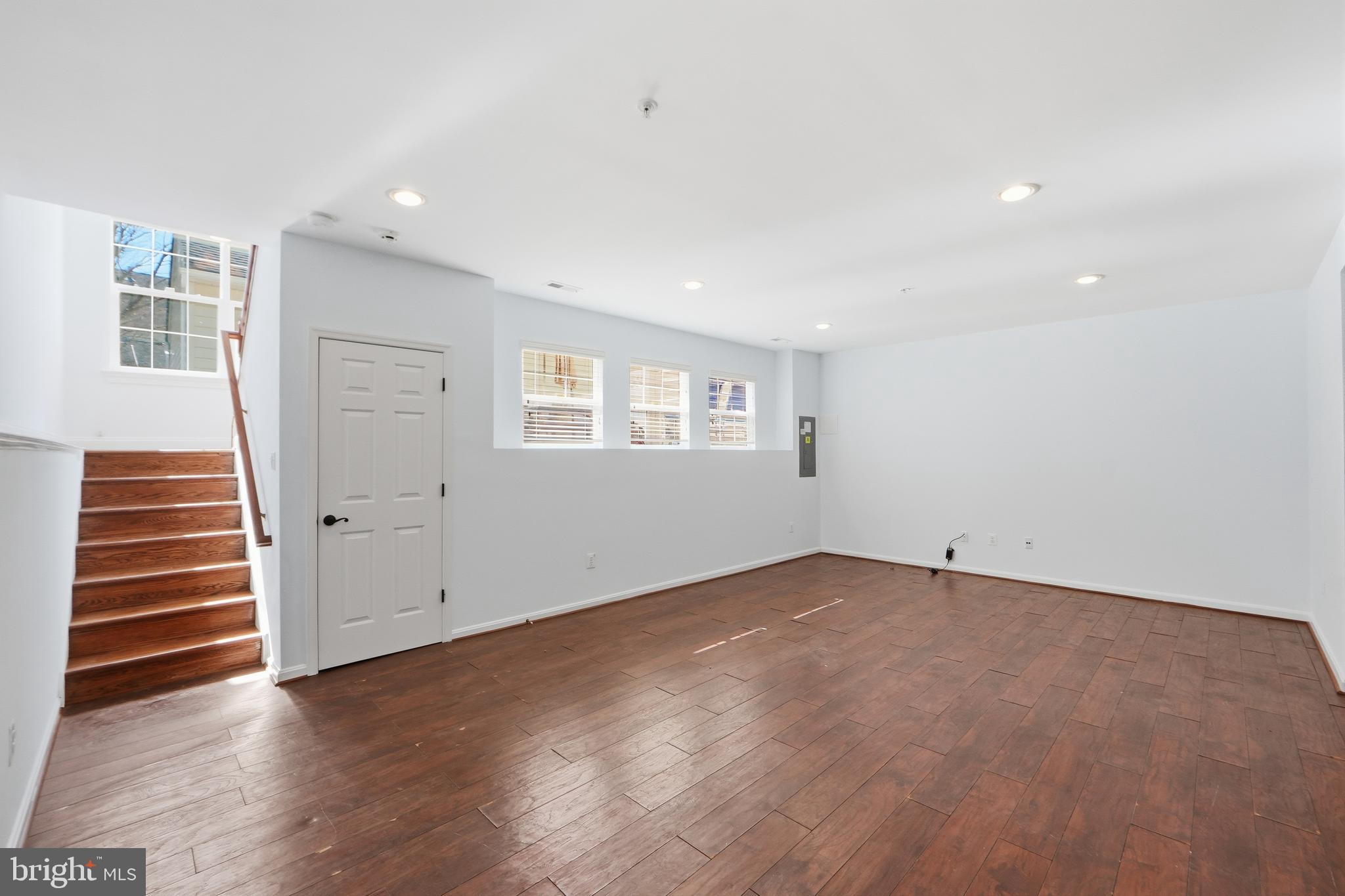 12218 Cypress Spring Road Clarksburg, MD 20871 - Photo 33 of 50