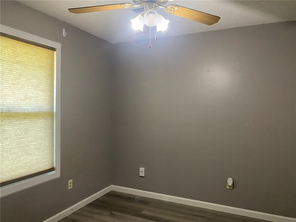 8215 Northwest Mace Road Kansas City, MO 64152 - Photo 4 of 8