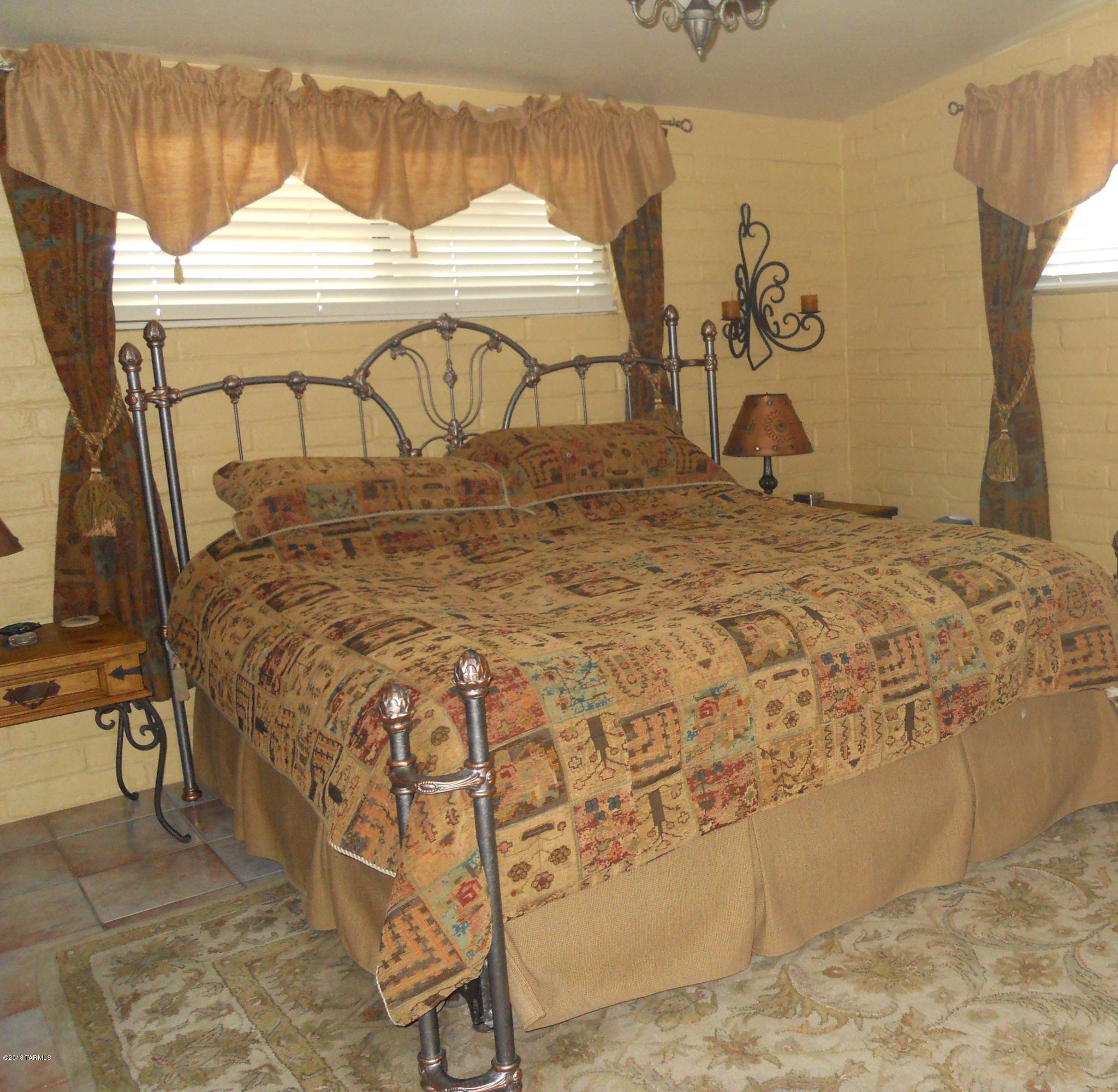 7060 North Wade Road Tucson, AZ 85743 - Photo 33 of 37 Gallery Image 33