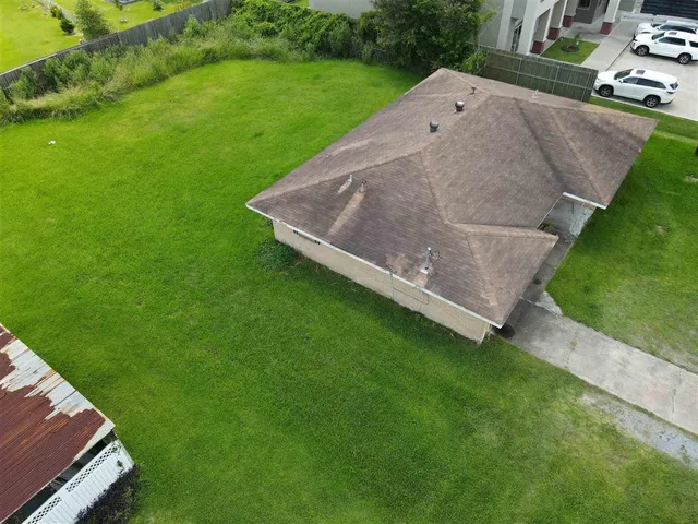 $1,600 | 4021 Nelson Road, Lake Charles, LA 70605