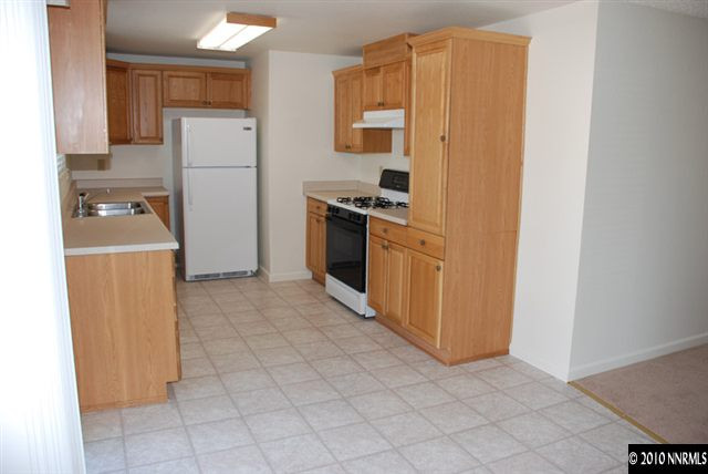 10015 Obsidian Drive Reno, NV 89506 - Photo 2 of 8 Photo 2