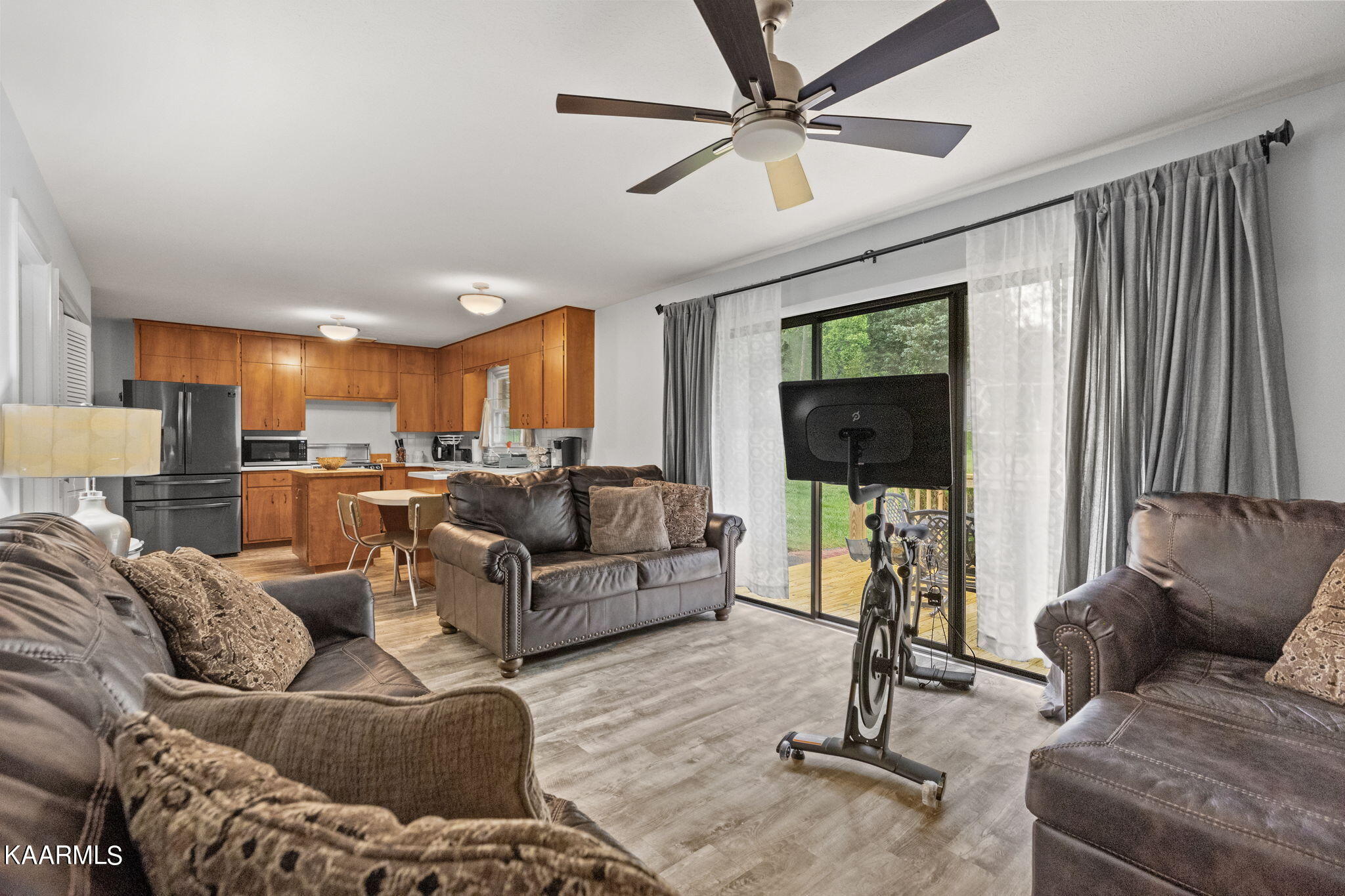 100 Davidson Lane Oak Ridge, TN 37830 - Photo 11 of 34 11-web-or-mls-217A9464a