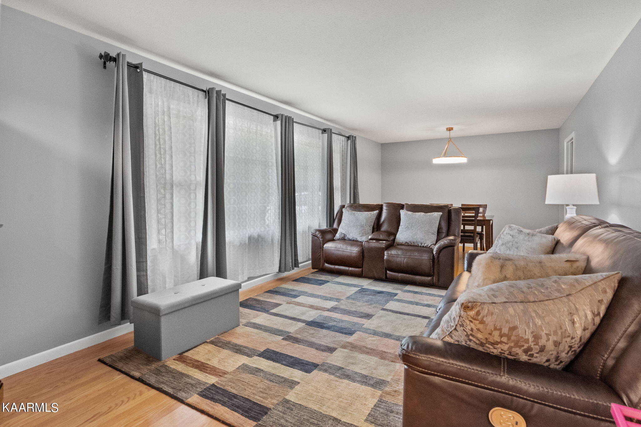 2-web-or-mls-217A9419a