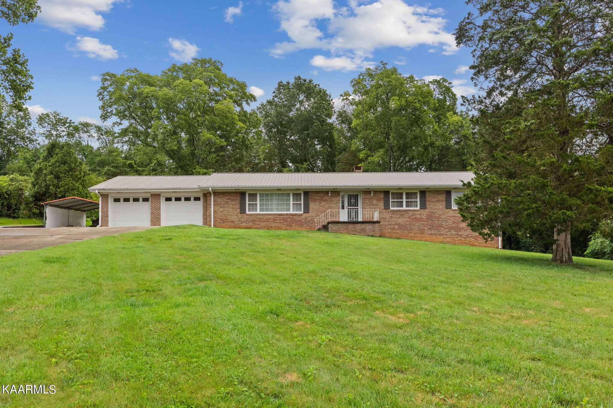100 Davidson Lane Oak Ridge, TN 37830 - Photo 34 of 34 34-web-or-mls-217A9578a