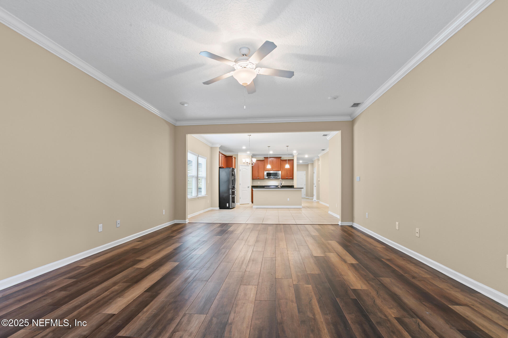 66 Gray Wolf Trail Jacksonville, FL 32081 - Photo 17 of 75 Living Room