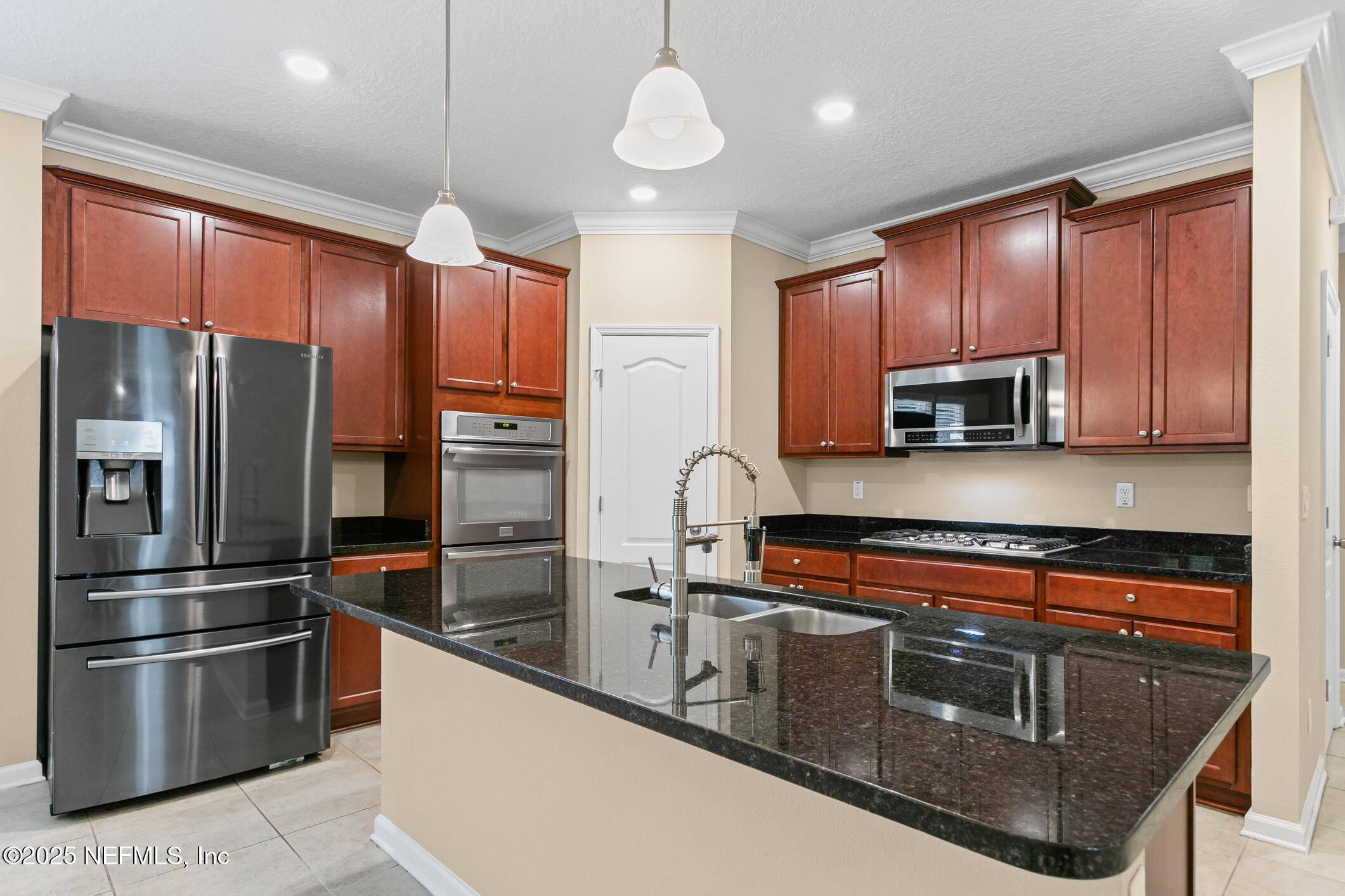 66 Gray Wolf Trail Jacksonville, FL 32081 - Photo 2 of 75 Kitchen
