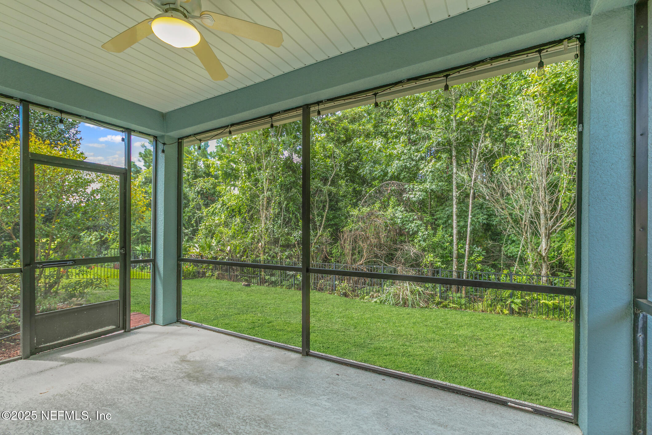66 Gray Wolf Trail Jacksonville, FL 32081 - Photo 38 of 75 Screened Patio