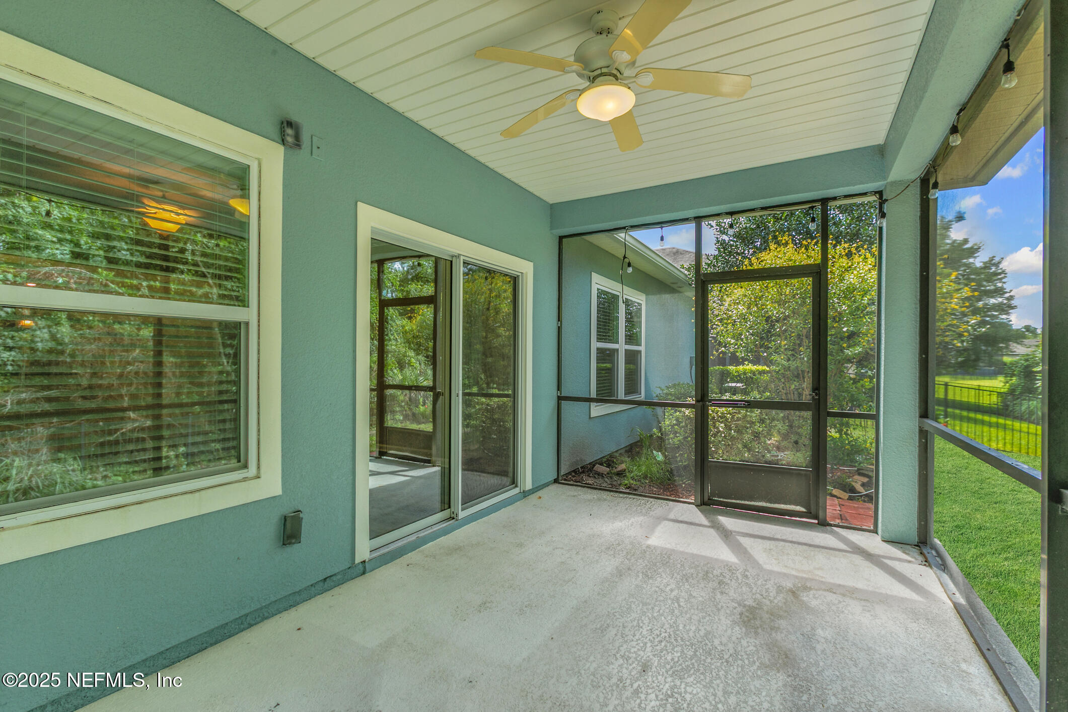 66 Gray Wolf Trail Jacksonville, FL 32081 - Photo 4 of 75 Screened Patio