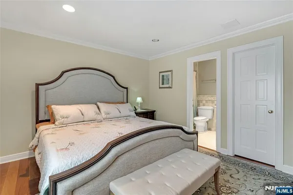$12,000 | 787 Peach Tree Lane, Franklin Lakes, NJ 07417