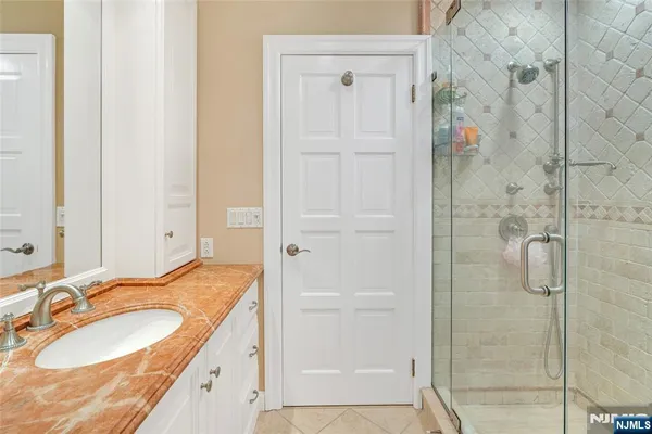 $12,000 | 787 Peach Tree Lane, Franklin Lakes, NJ 07417