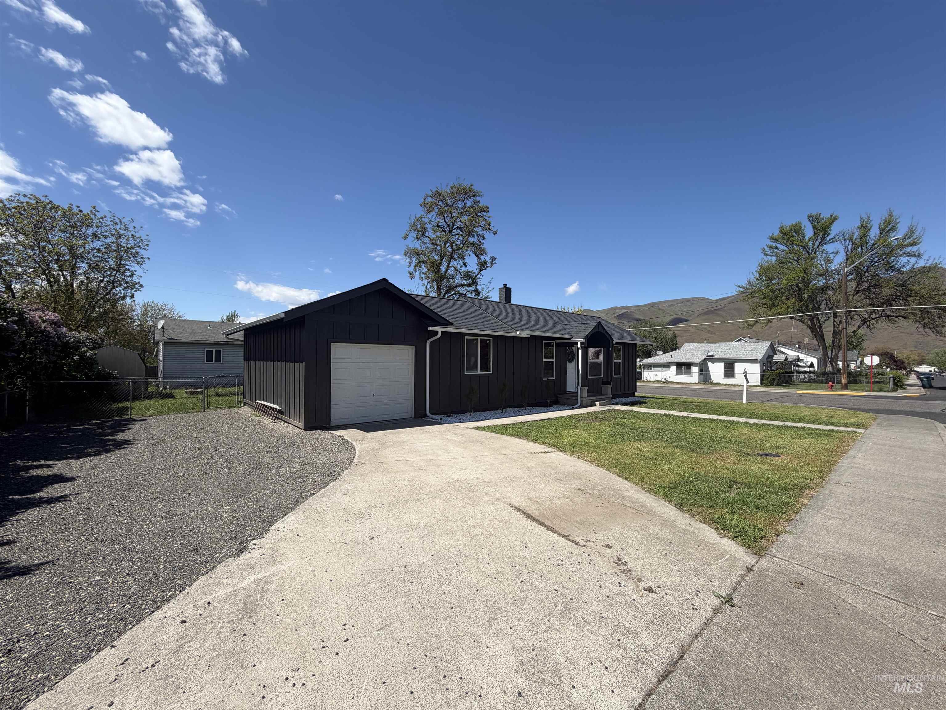 600 11th Street Clarkston, WA 99403 - Photo 7 of 36